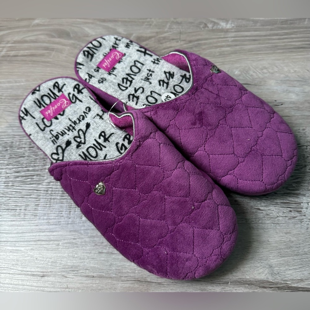 Corofei Slippers for home. Sz- 40. NWT.